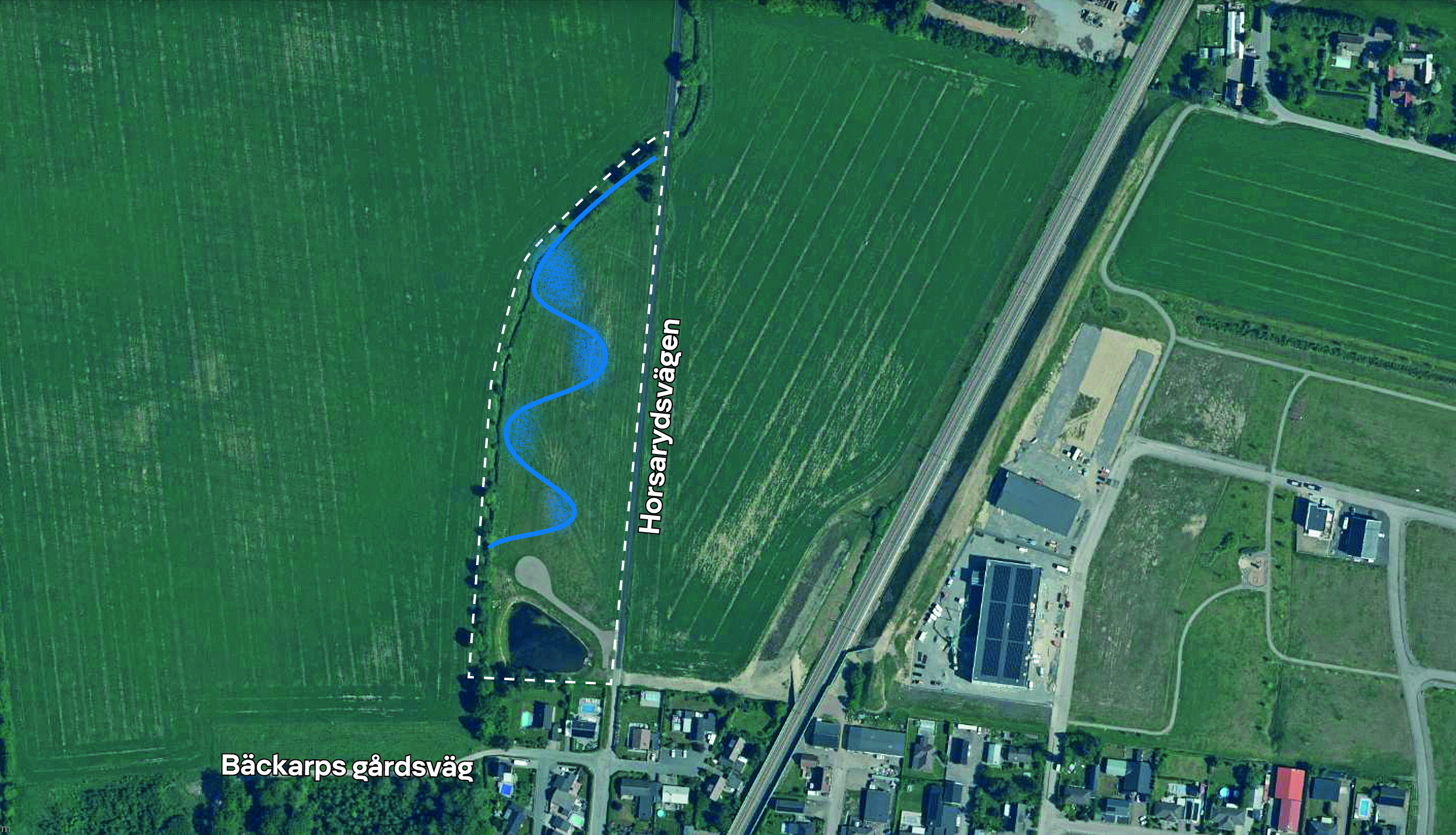 Karta över var grönområdet ligger. Diket slingrar sig längs Horsarydsvägen i Ödåkra.