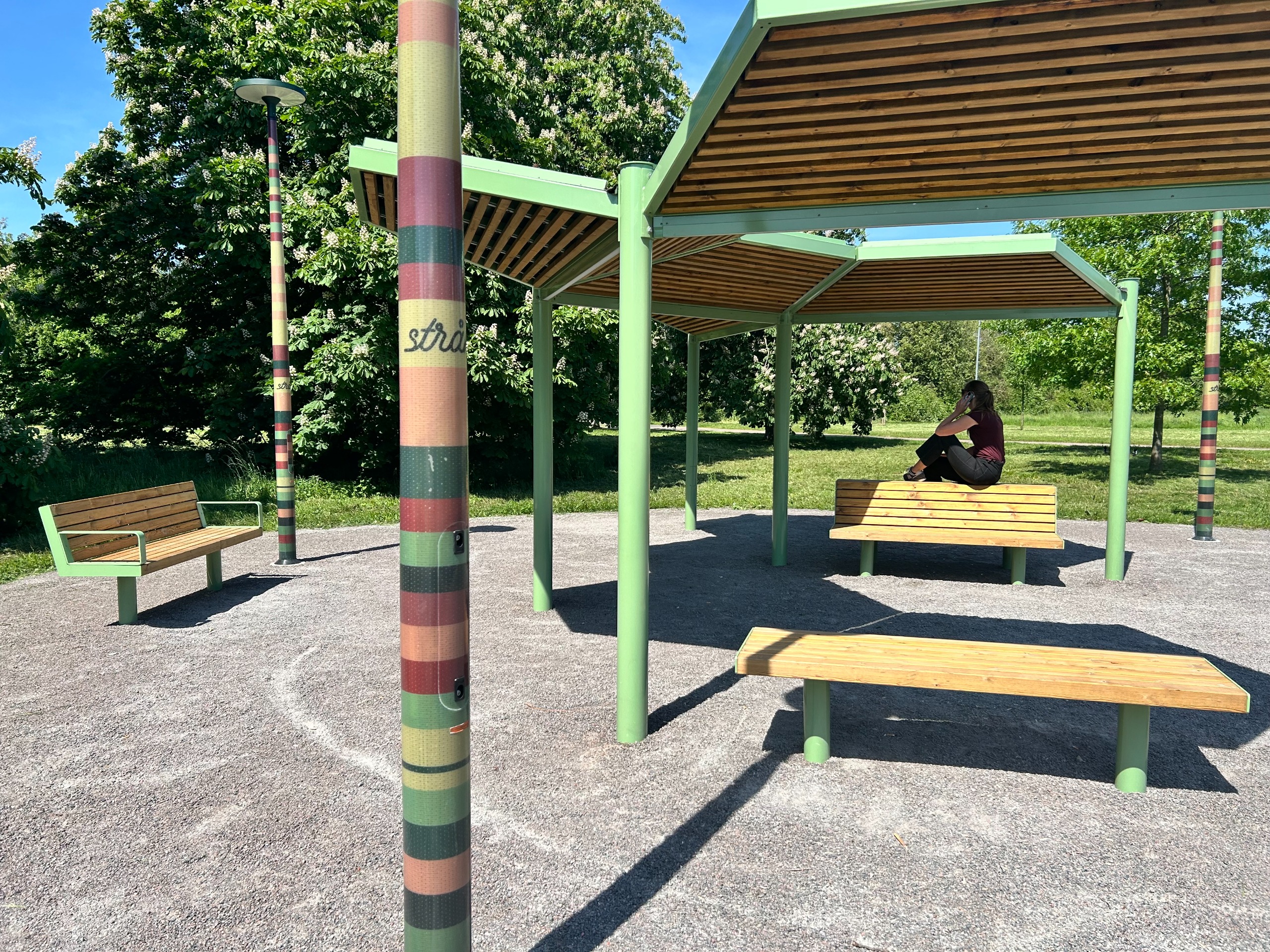 Arboretum, en plats med pergola och massor med träd.